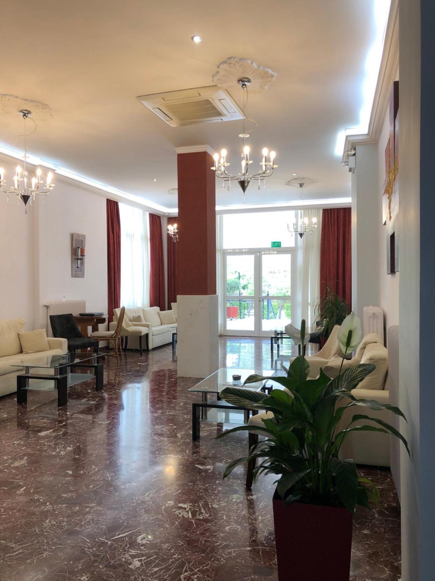Hotel Bakos Loutráki Extérieur photo