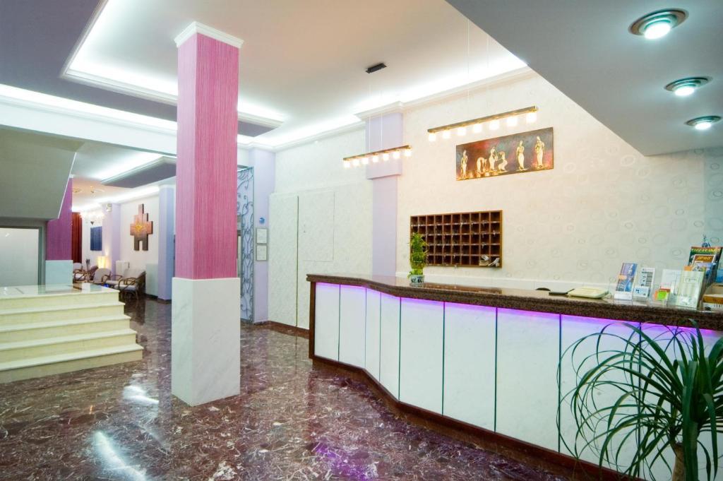 Hotel Bakos Loutráki Extérieur photo